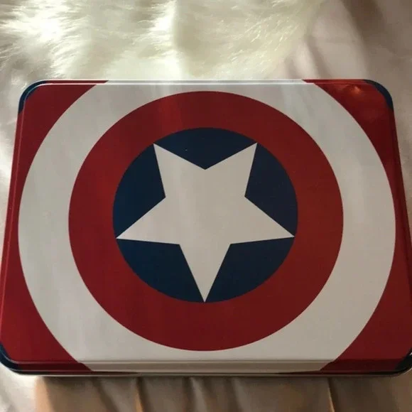 Marvel Printed Wallet & Keychain Set - Picture 2 of 12